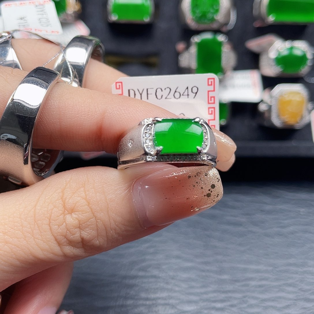 翡翠戒指银S925镶嵌小*编号2649