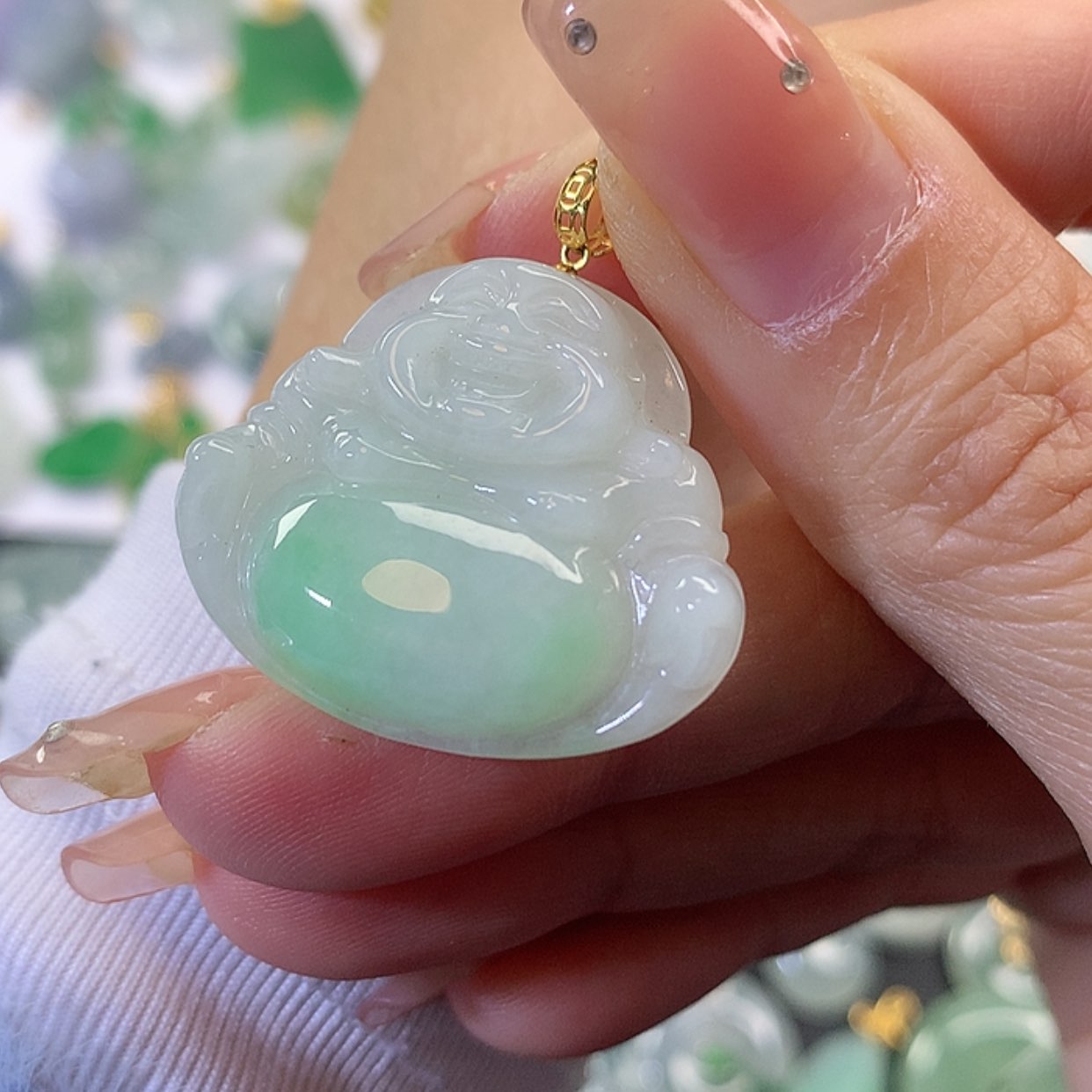 【闪购商品】翡翠吊坠(赠链)18K金镶嵌