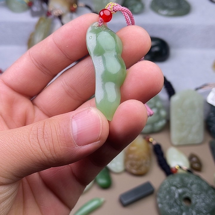 和田玉吊坠(不含链)未镶嵌