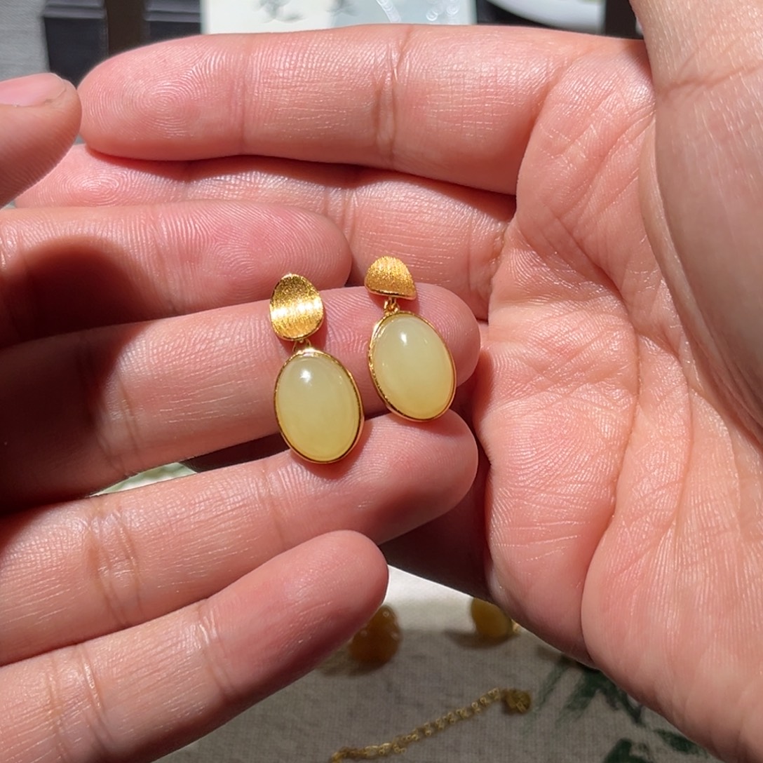 文***白和田玉（黄玉）银S925镶嵌珠宝半成品