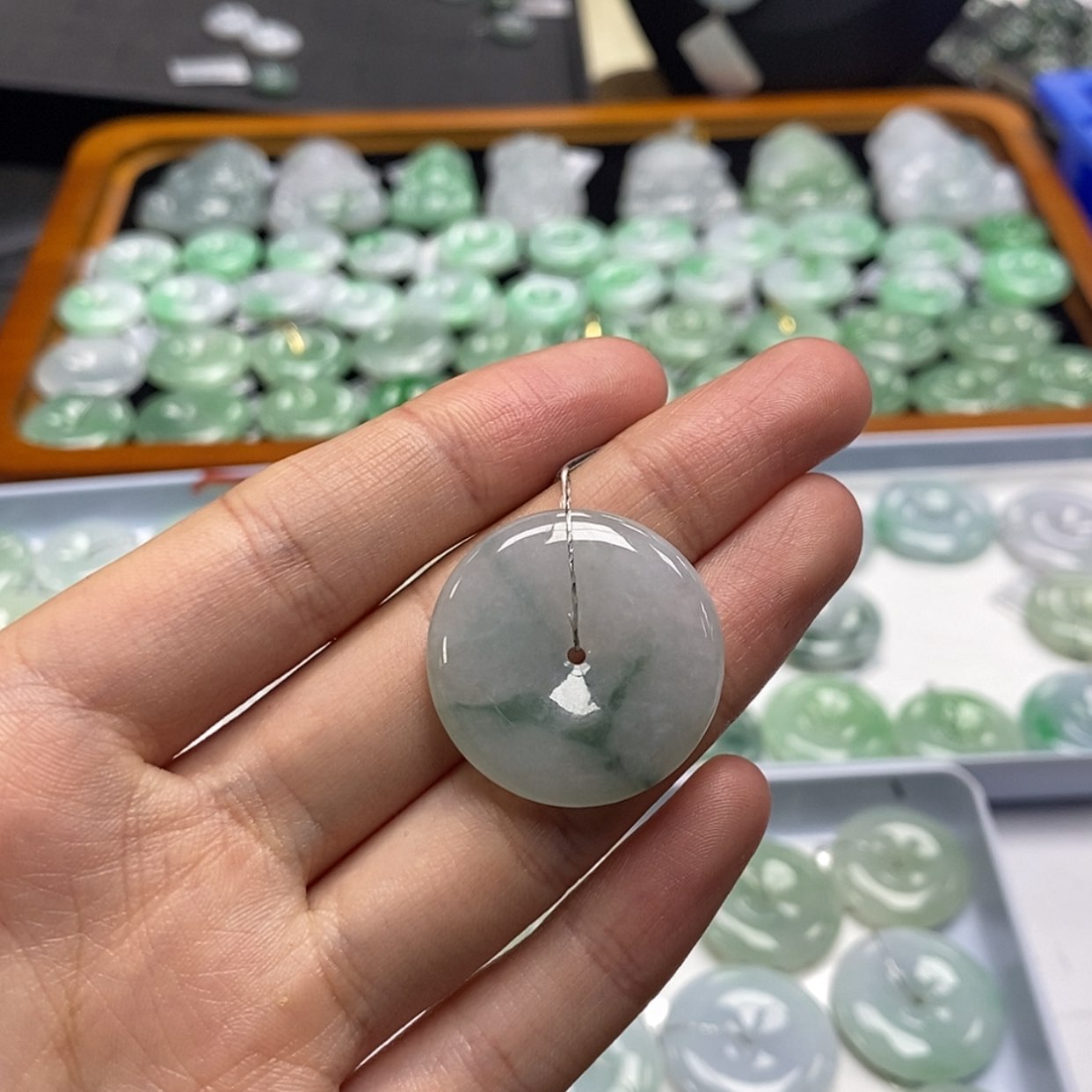 【闪购商品】翡翠颈饰未镶嵌平安扣