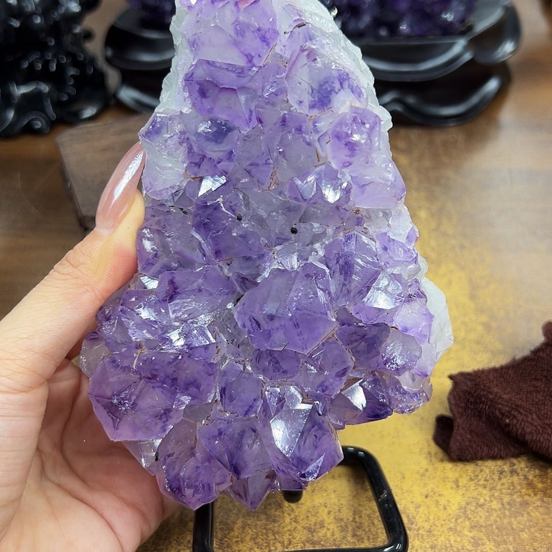 紫晶摆件未镶嵌天然晶体大型摆件未镶嵌