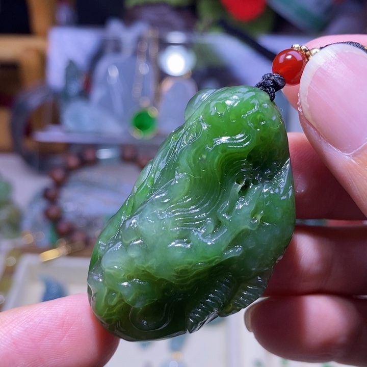 颈饰未镶嵌和田玉龙牌480