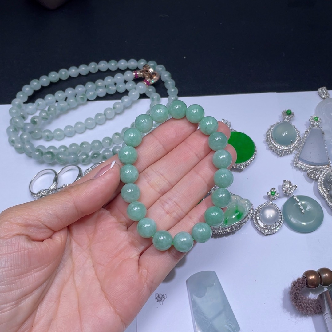 翡翠手链未镶嵌手串