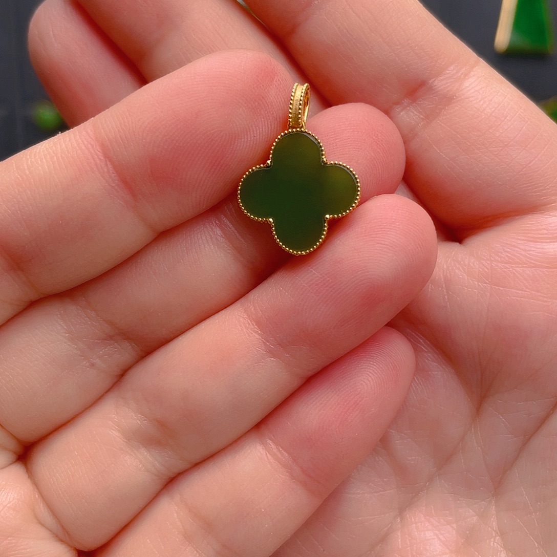 和田玉（碧玉）18K金镶嵌吊坠(不含链)