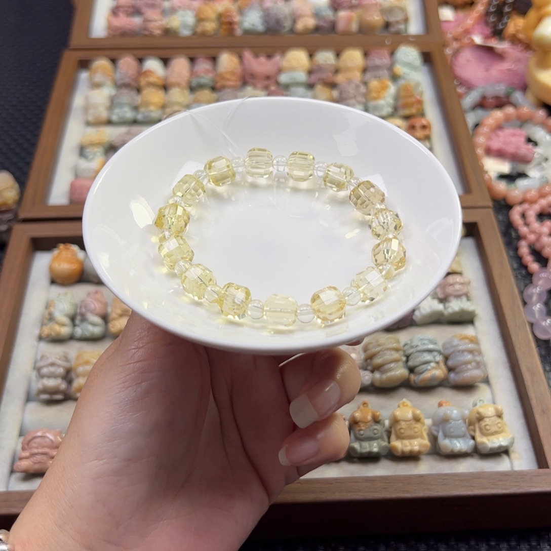 未镶嵌珠宝半成品水晶