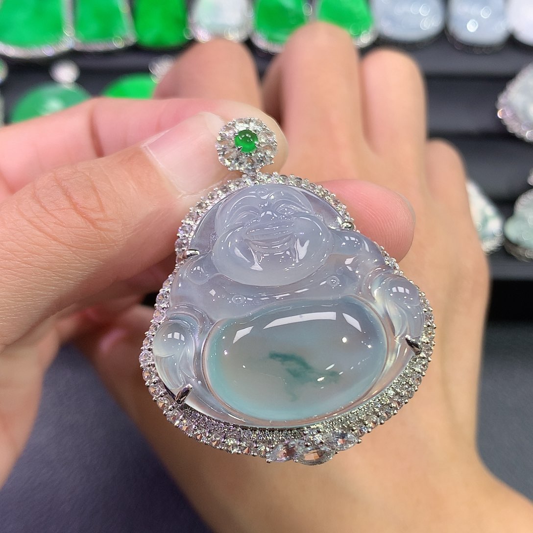 翡翠18K金镶嵌吊坠(赠链)