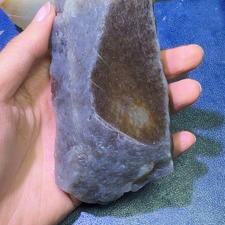 和田玉未镶嵌珠宝半成品