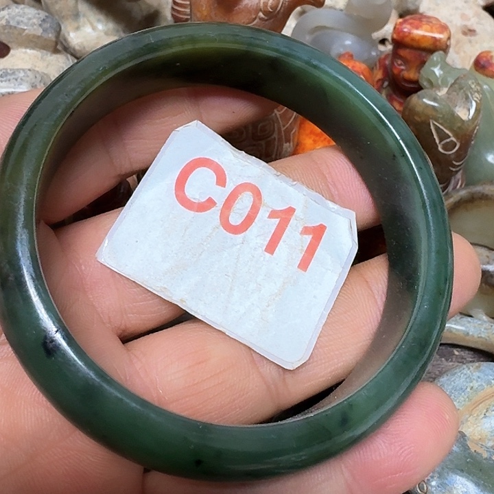 和田玉颈饰未镶嵌菩*