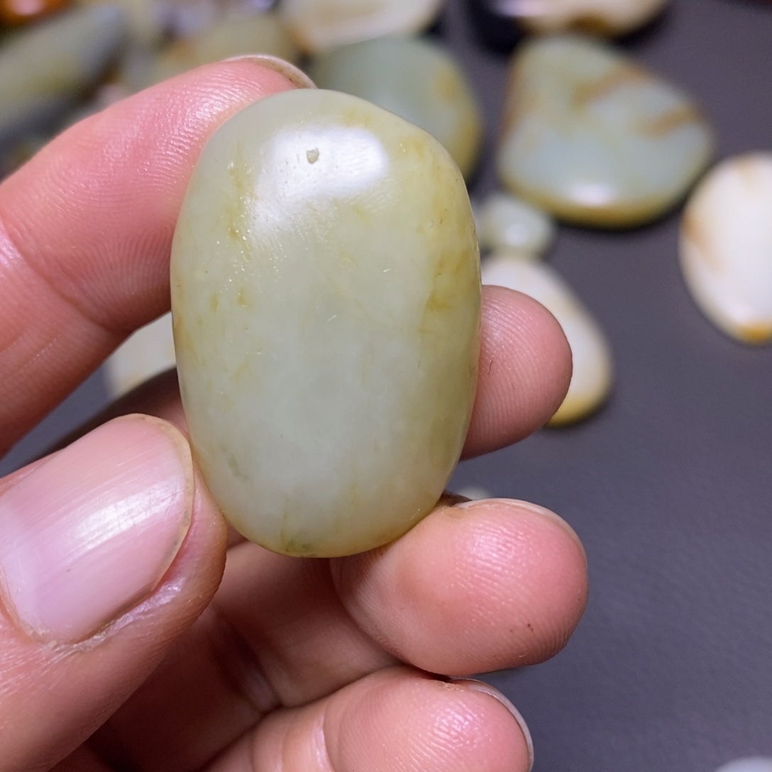 和田玉（糖玉）未镶嵌挂件