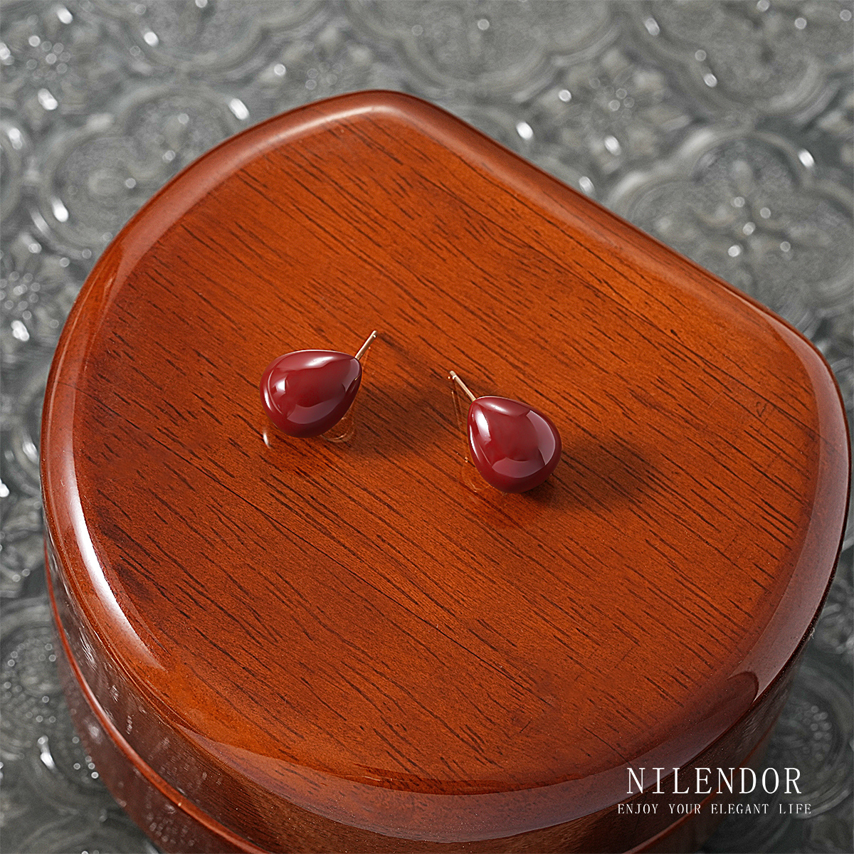 铜合金耳饰 ES-90简约气质安可拉红色水滴百搭耳钉