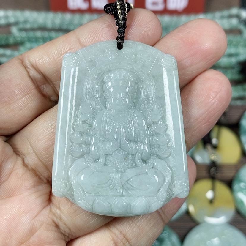 【闪购商品】翡翠颈饰未镶嵌玉吊坠翡翠玉千手观音