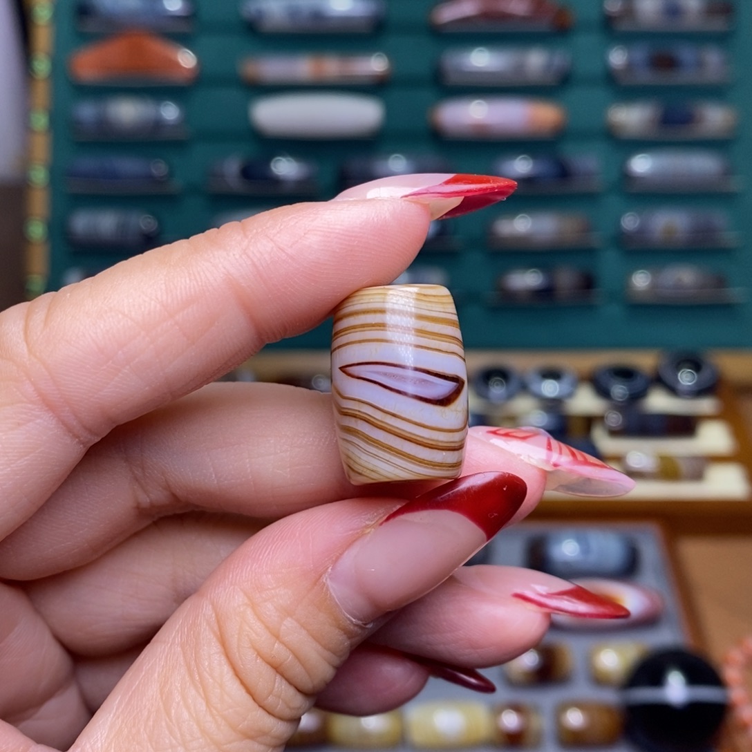 玛瑙/玉髓未镶嵌珠宝半成品