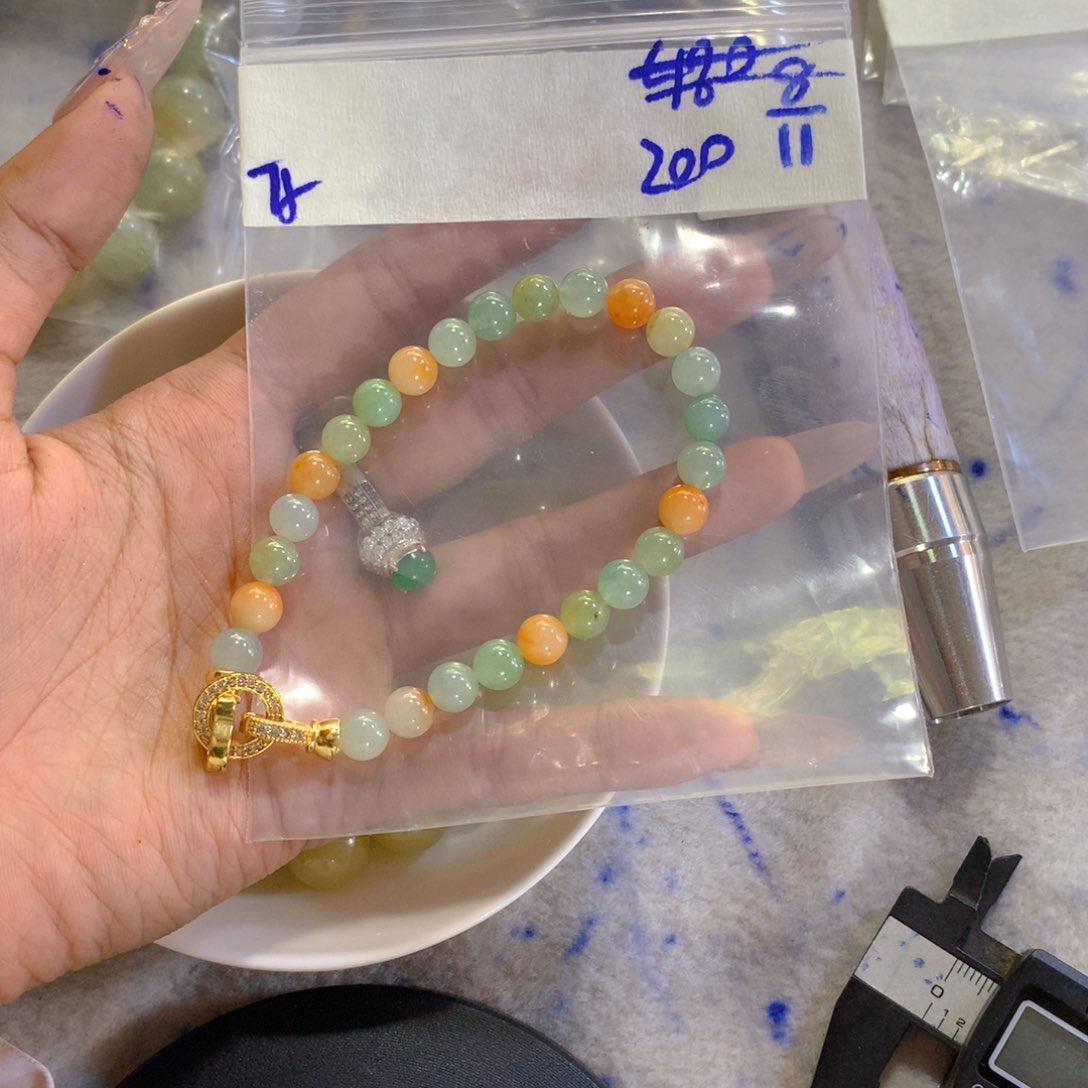 未镶嵌定制翡翠天然缅甸翡翠多样性