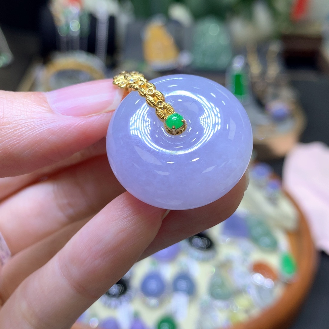 翡翠18K金镶嵌颈饰翡翠吊坠项链