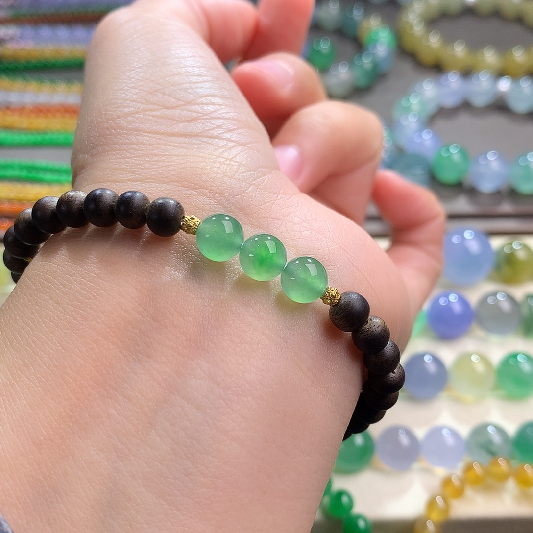 翡翠未镶嵌手链卡6.5