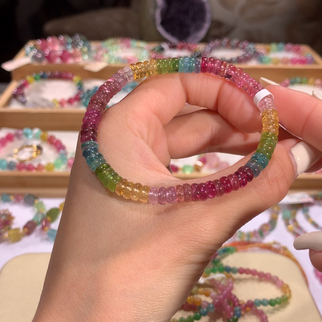 碧玺多样性发货一件未镶嵌