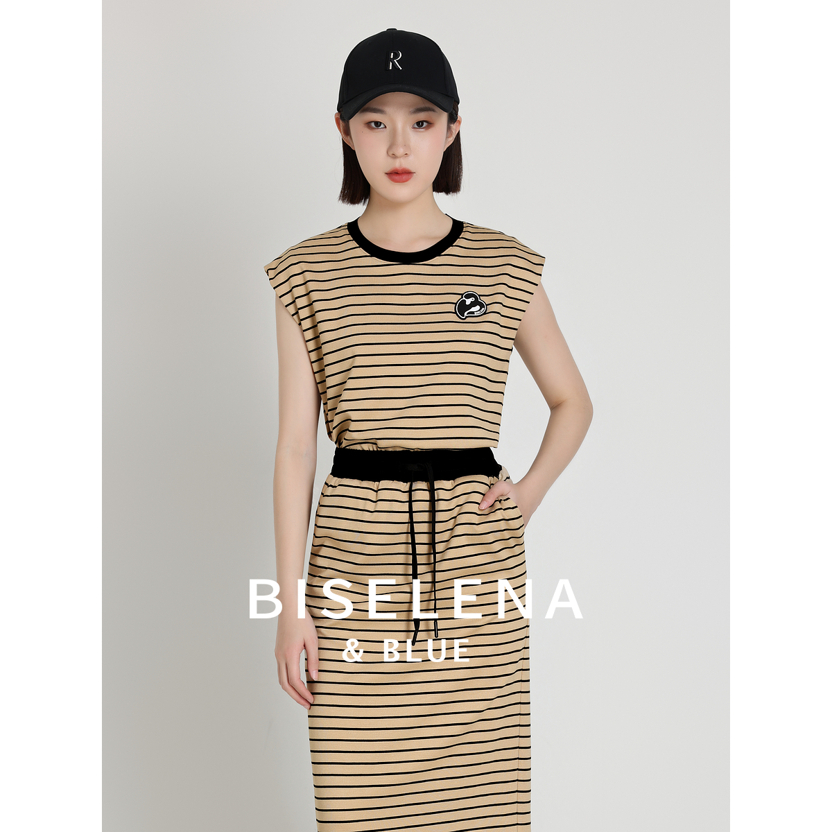 3559撞色条纹圆领火烈鸟装饰标上衣商场同款短袖上衣