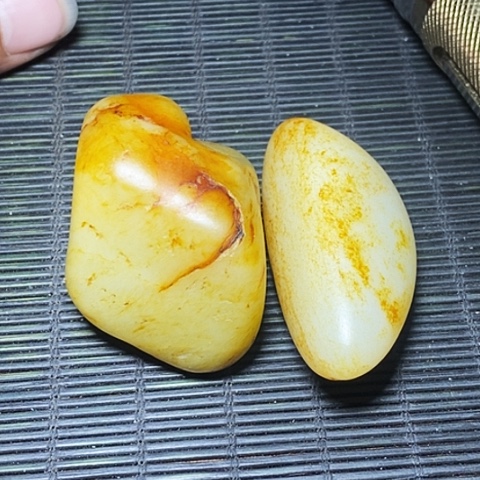 新疆和田原石石头