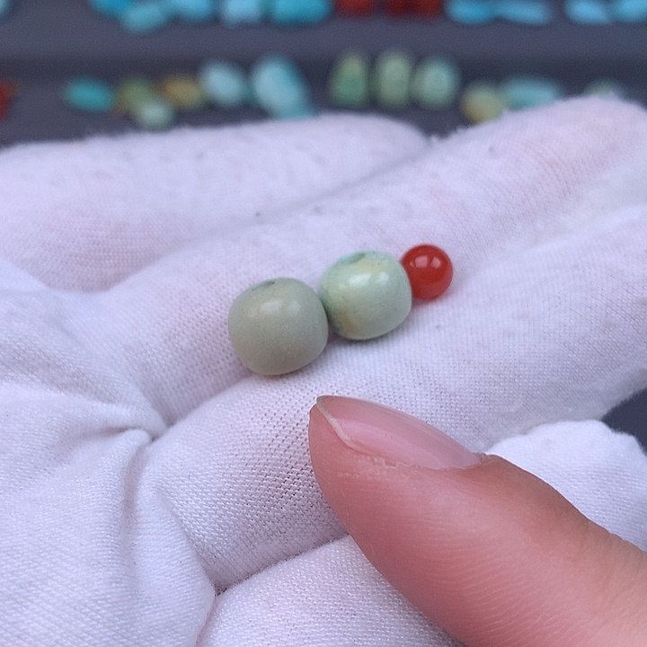 南红玛瑙未镶嵌珠宝奇石