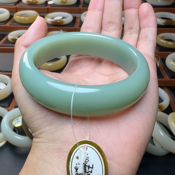 和田玉未镶嵌手镯瓷蓝粉青宽胎57.8