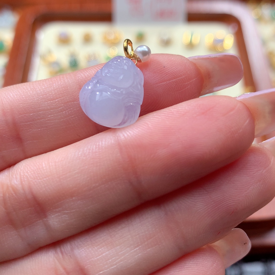 翡翠颈饰18K金镶嵌翡翠