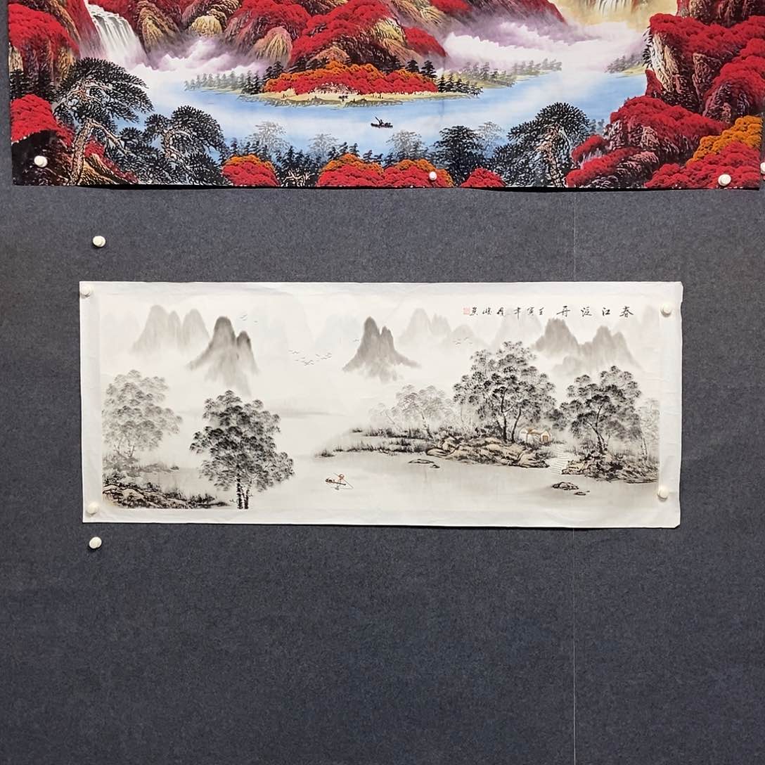 国画小六尺水墨漓江一副