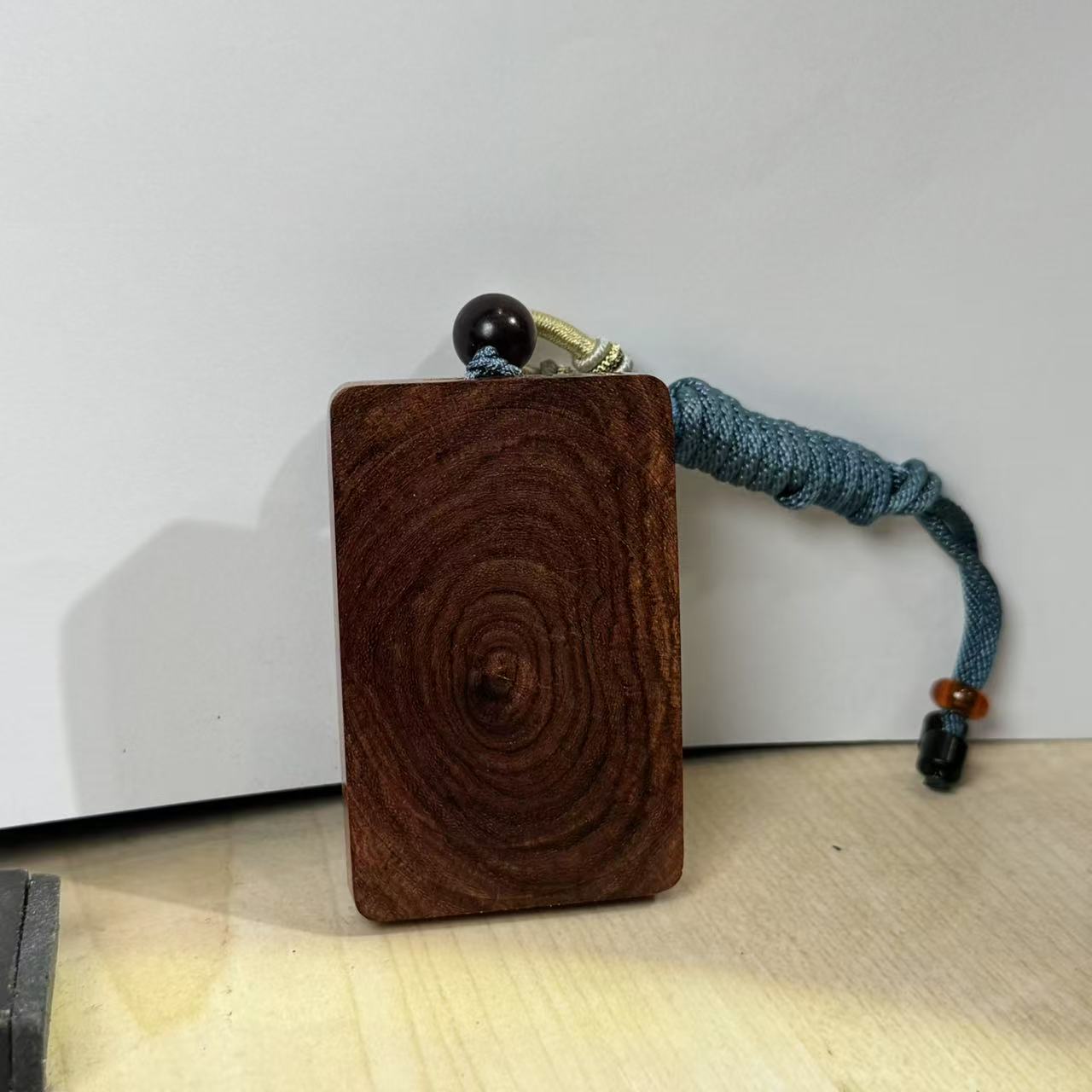 JTW20-210+207  双眼鬼脸黄花梨-无事牌