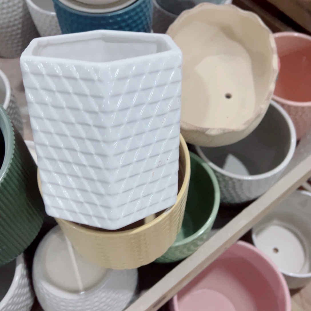 用***2有孔，陶瓷花盆满10米包邮发货