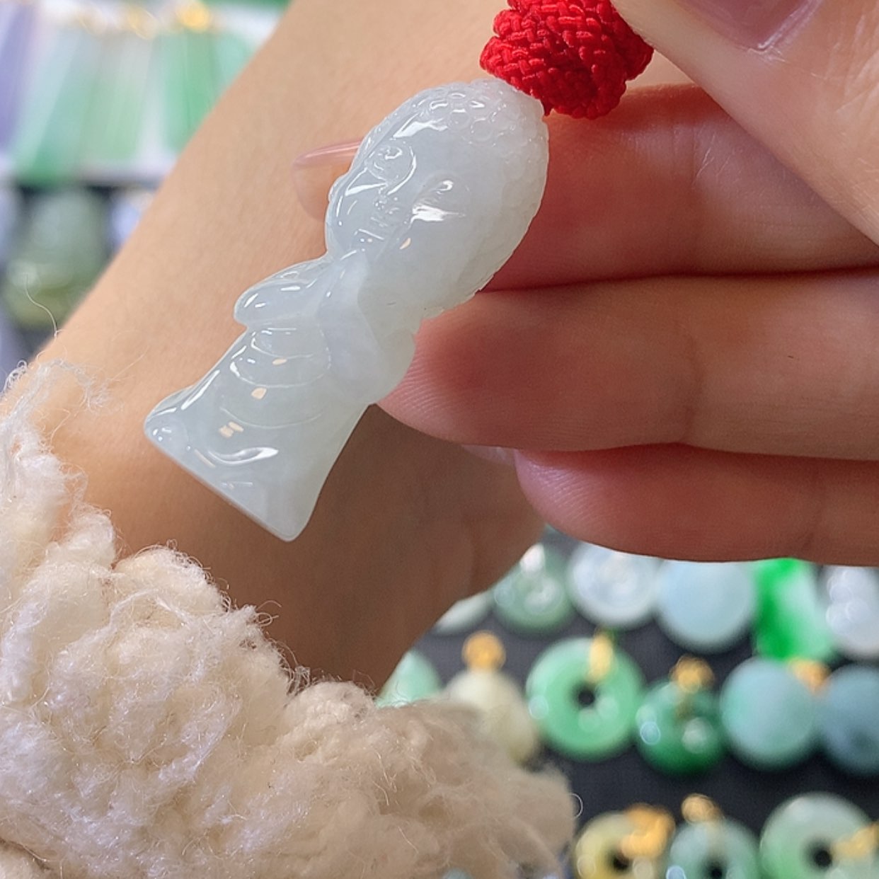 【闪购商品】翡翠吊坠(不含链)未镶嵌