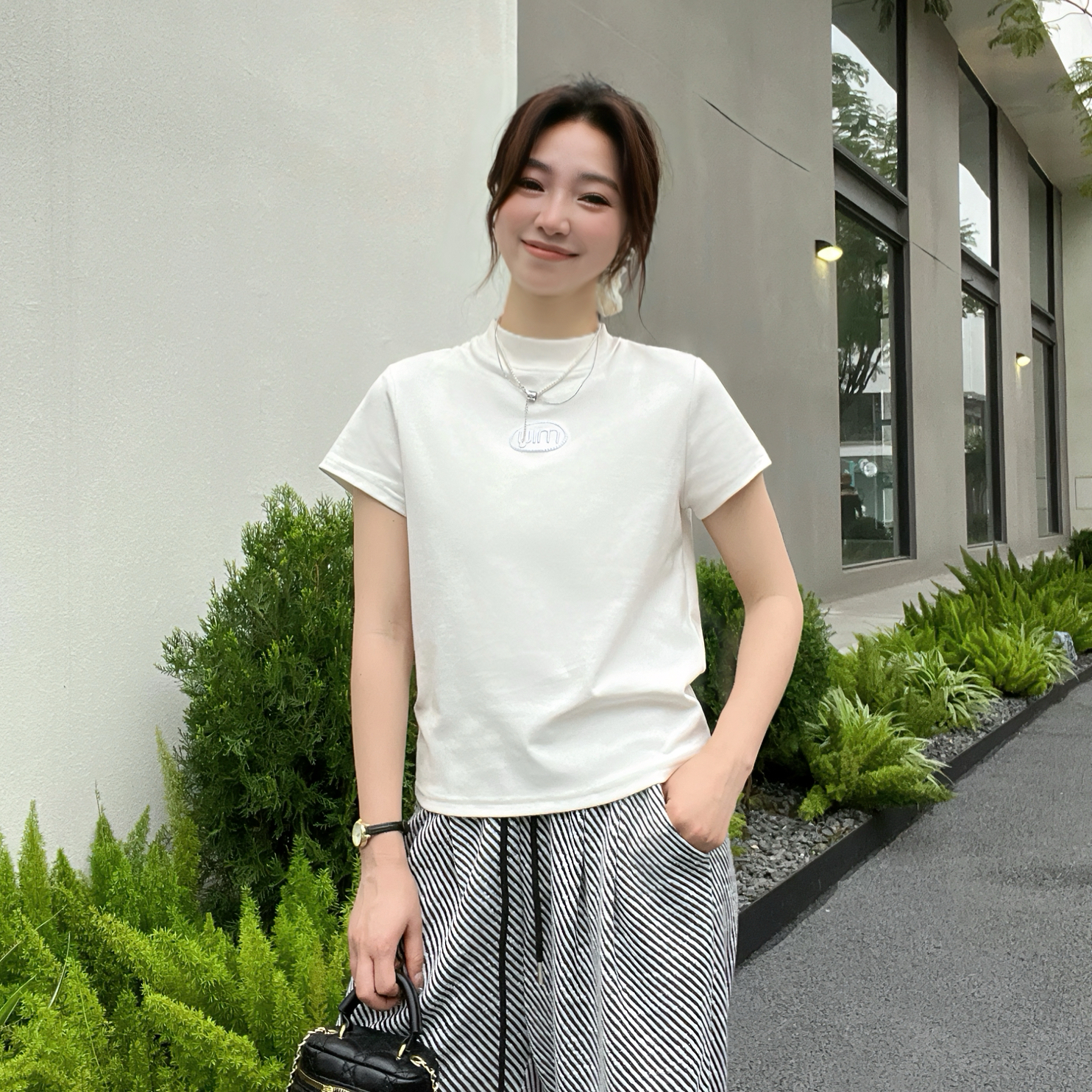 LEX-2024夏季新款字母刺绣正肩女士百搭T恤