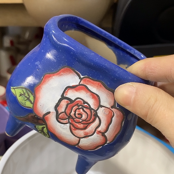 陶盆有孔 瑕疵针孔漏釉介意勿拍外口 8*6外高10