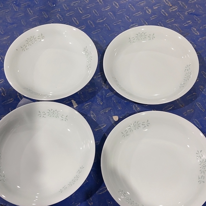 瓷片青瓷玲珑八英寸深盘四个，微瑕包邮