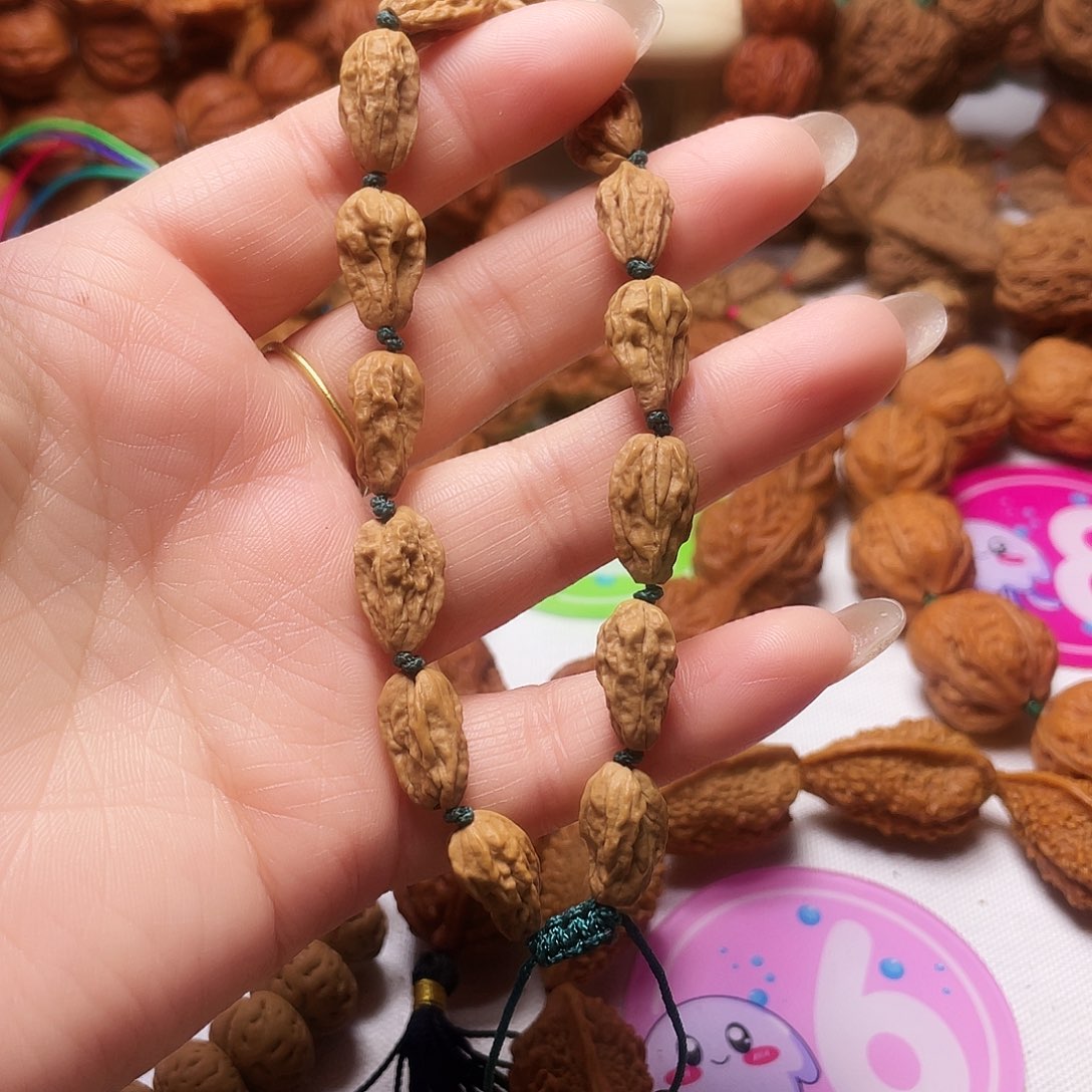 文玩核桃吊坠异型