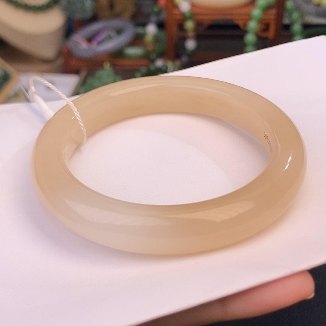 和田玉59.7 熟藕粉浓色手镯老矿料收藏未镶嵌