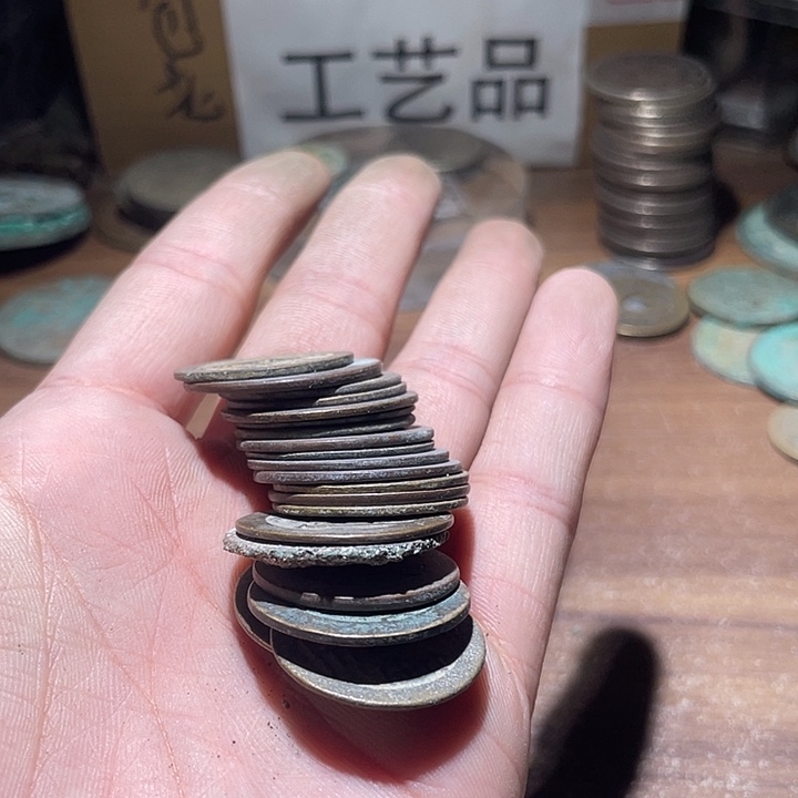 广***包纯银工艺品有限公司董事长的