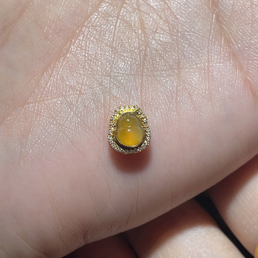 吊坠(不含链)18K金镶嵌翡翠