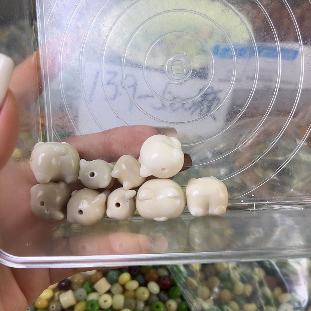 菩提根/象牙果吊坠瑕疵白柯基屁屁9颗有裂