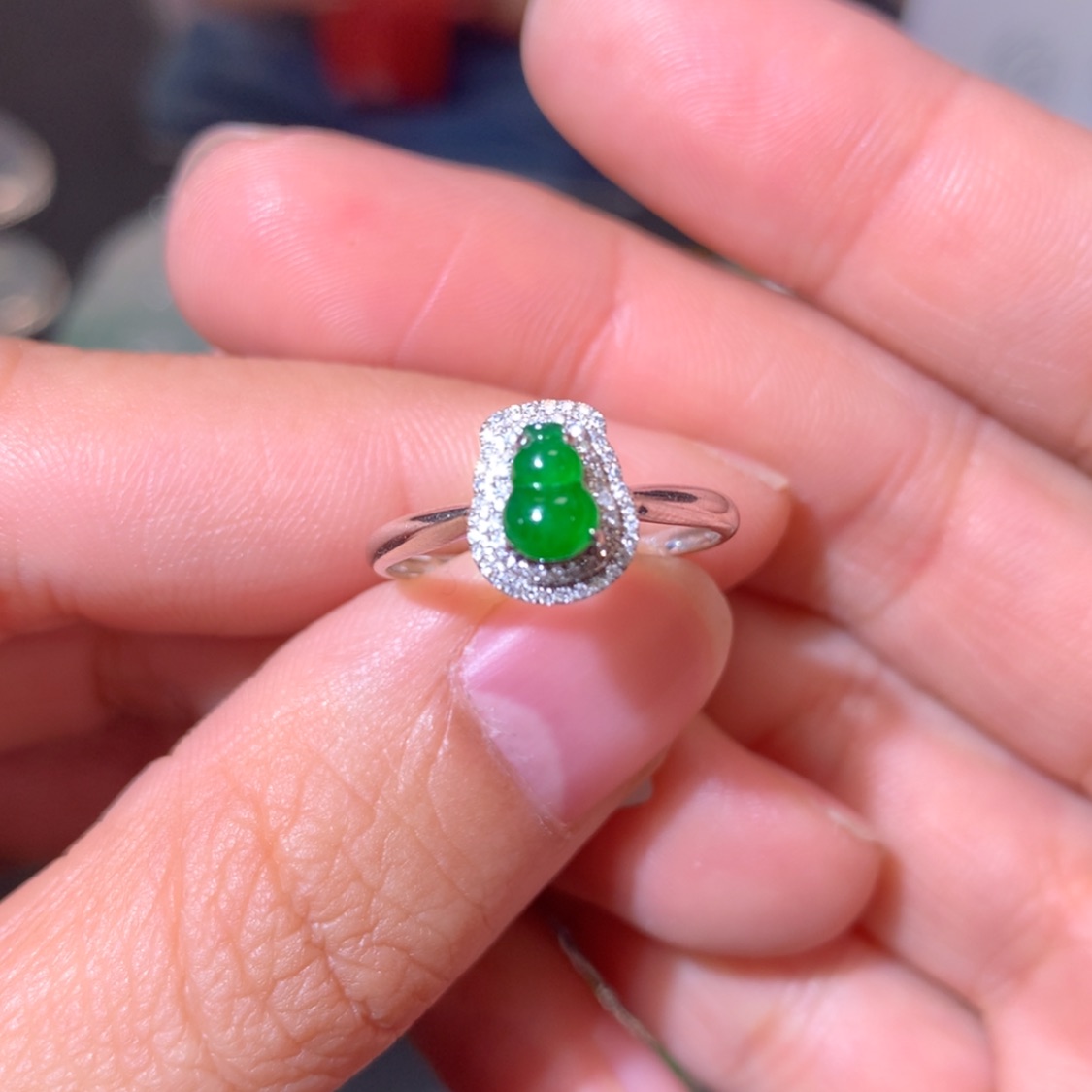 【闪购商品】翡翠吊坠(不含链)18K金镶嵌翡翠戒指