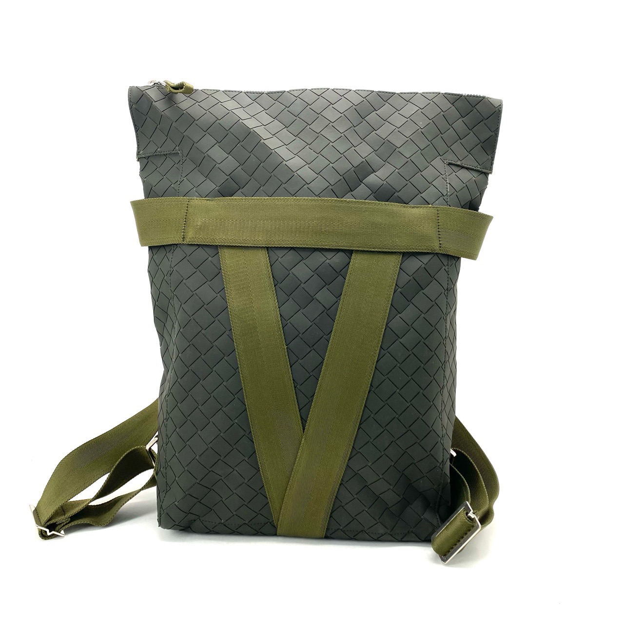 99新 BOTTEGA VENETA/葆蝶家 时尚潮流军绿色编织双肩包  尺30/50