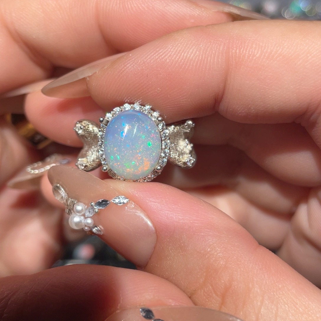 银S925镶嵌欧泊戒指