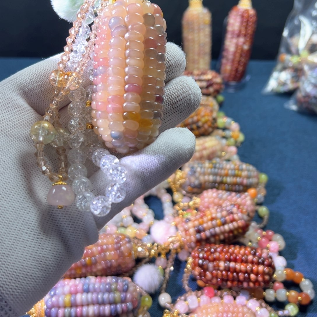 ?文玩玉米手把件