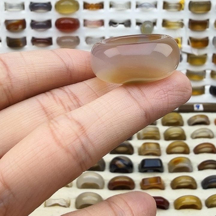 玛瑙/玉髓未镶嵌戒圈17圈福利