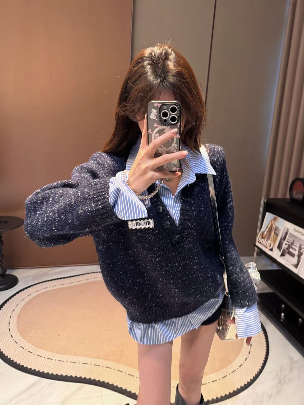 李馨儿【蓝猫】显瘦韩版气质条纹洋气宽松百搭套头早秋秋冬翻领毛衣