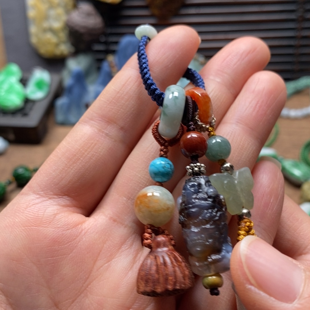 翡翠未镶嵌颈饰复古国风