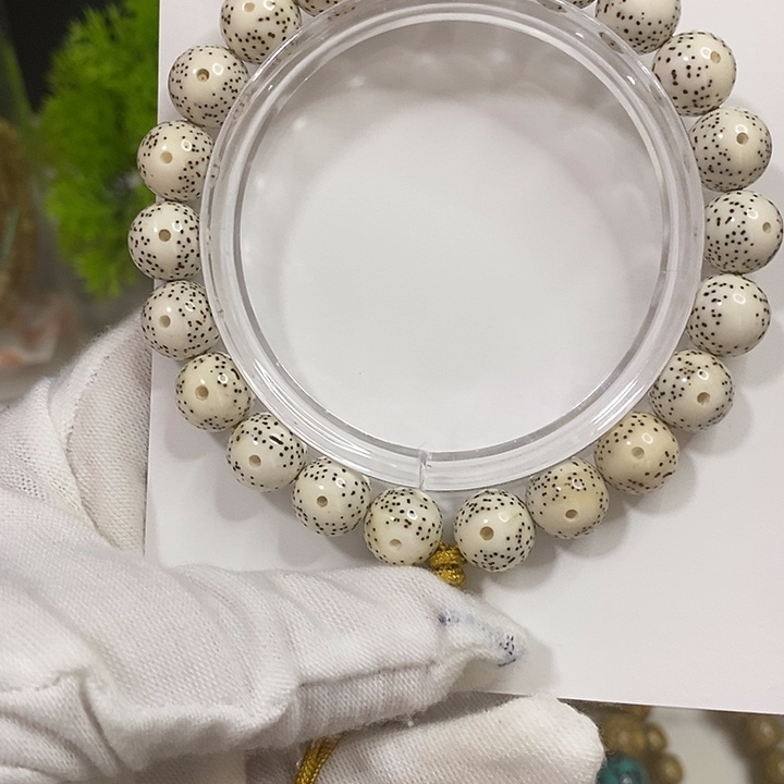 星月菩提吊坠海南星月菩提手串10原脂白圆珠