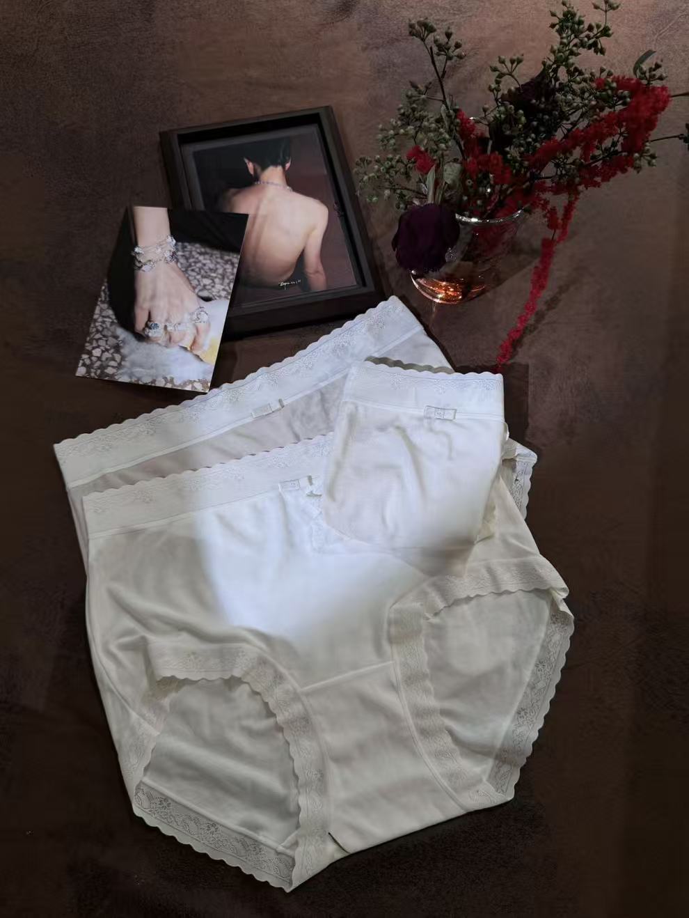 (抖音专供/与店铺品质相同）RO76螺纹均码包臀内裤/奶油系中腰内裤