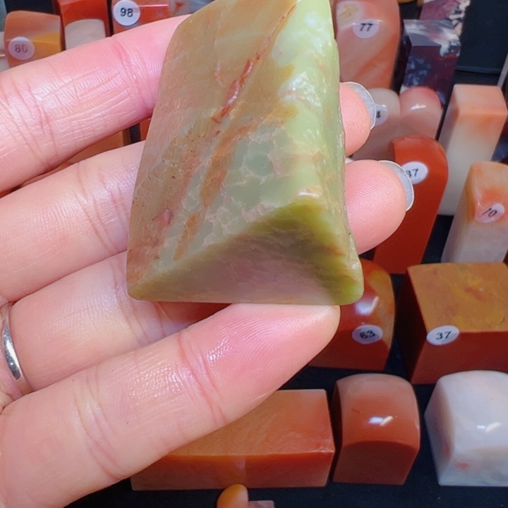 印度石艾叶绿素章