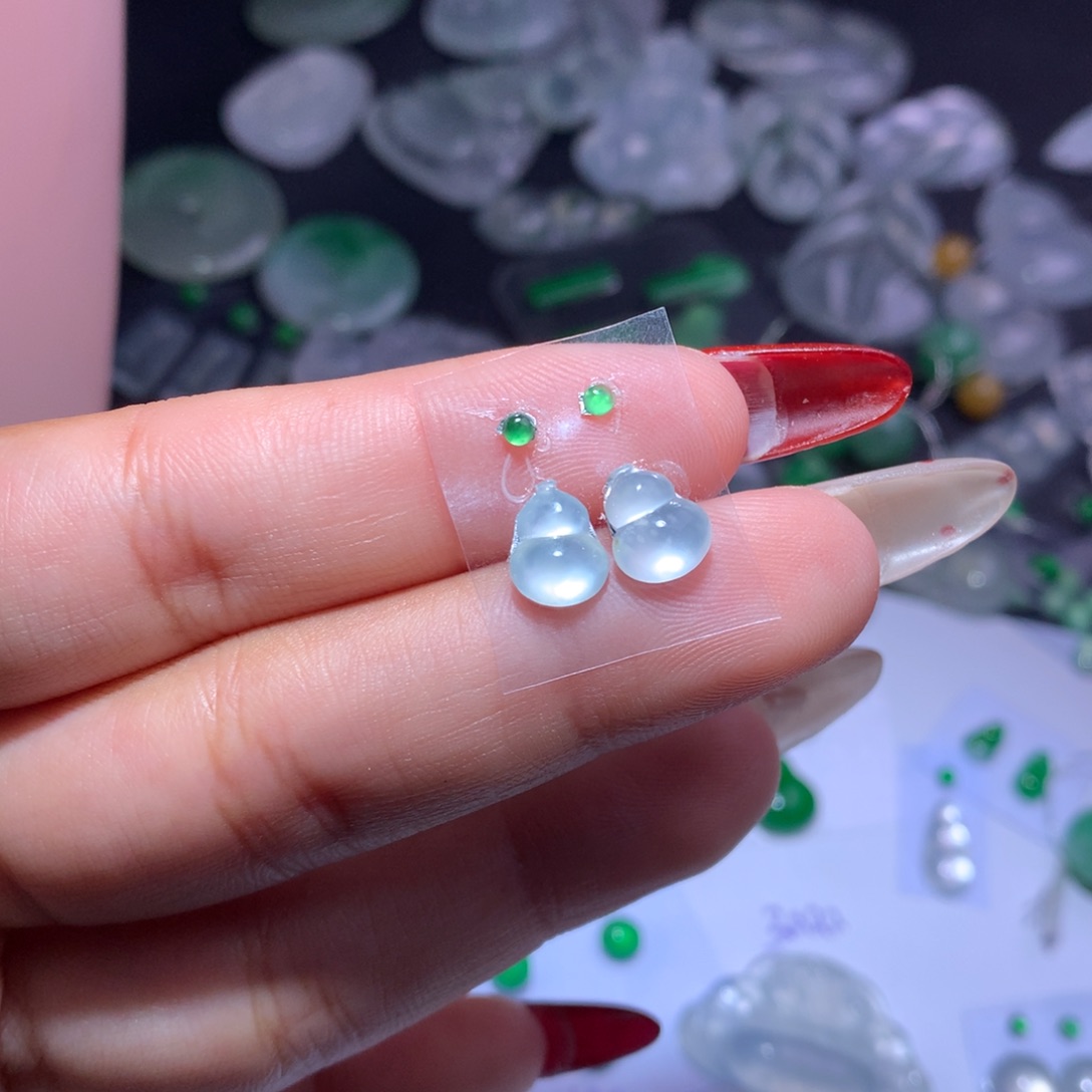 颈饰未镶嵌翡翠葫芦