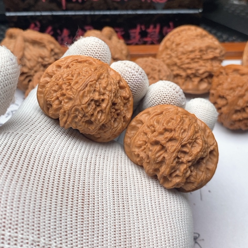 【闪购商品】把件文玩核桃24龙洞峪